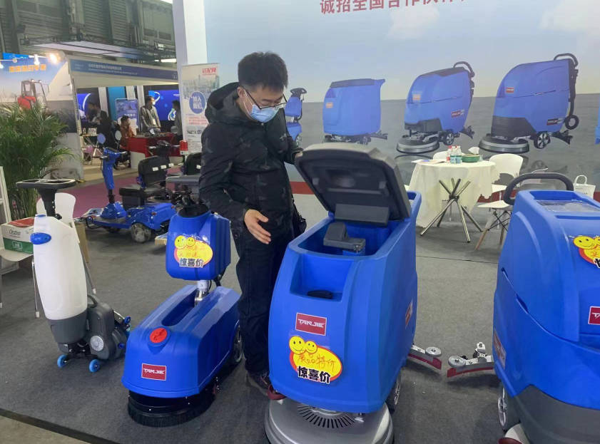 房山坦洁洗地机公司致力于电动洗地机的生产、销售和服务百家